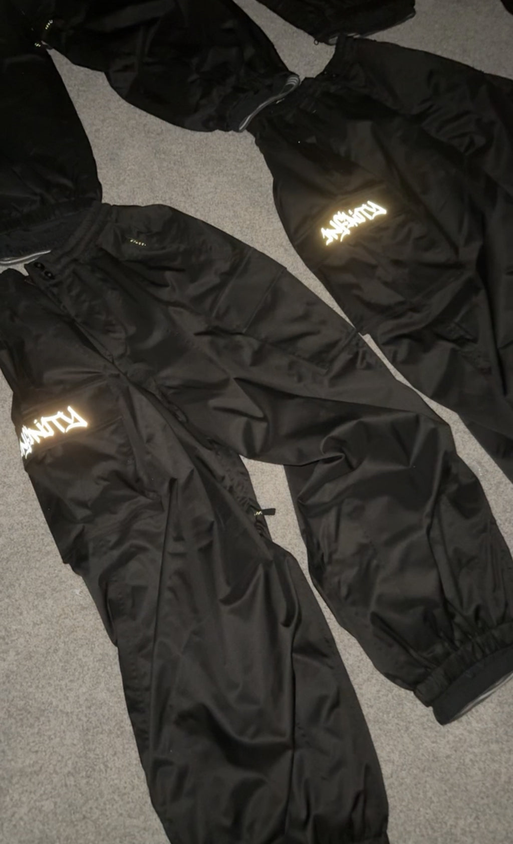 Black Reflective Logo Baggy Snow pants