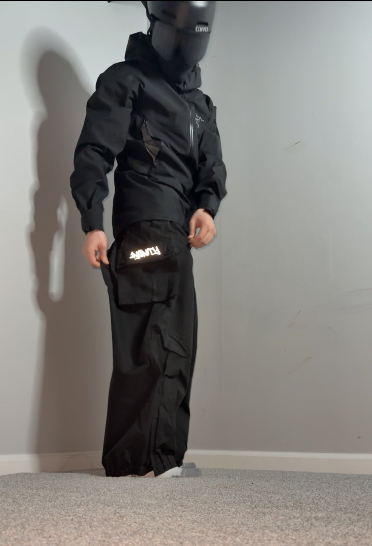 Black Reflective Logo Baggy Snow pants